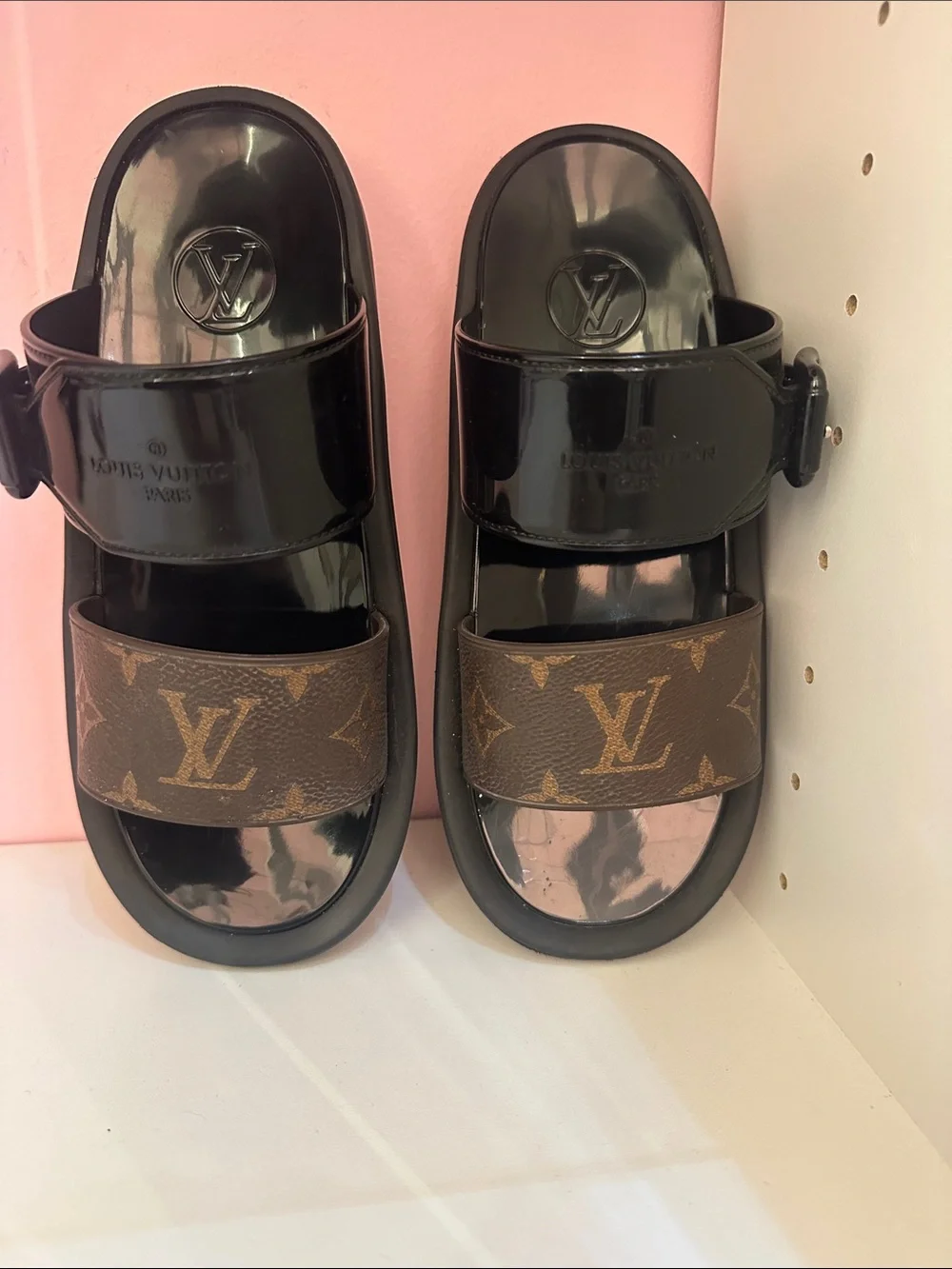Louis Vuitton Black Patent and Brown Monogram Double-Strap Slides - Picture 6 of 7